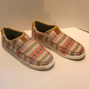 Twisted X Hooey Slip On Loper Shoes. Salmon/Multi. Size 9. Brand New No Box